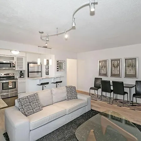 Downtown Condo Walk To Gwcc And Coca-Cola